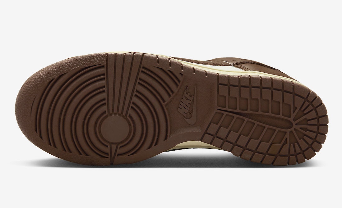 Nike Dunk Low "Cacao Brown"