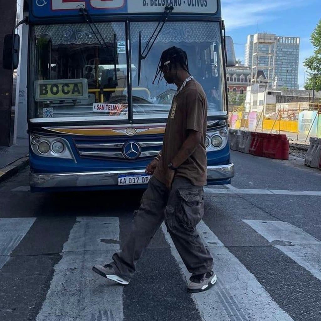 Travis Scott x Air Jordan 4 "Dark Mocha"