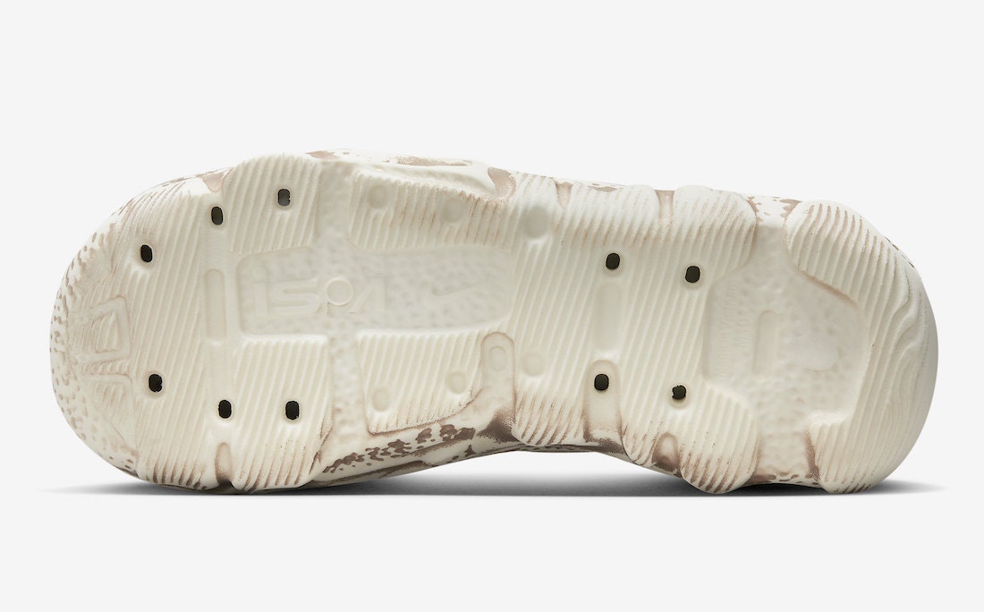 Nike ISPA Universal "Desert Dust"