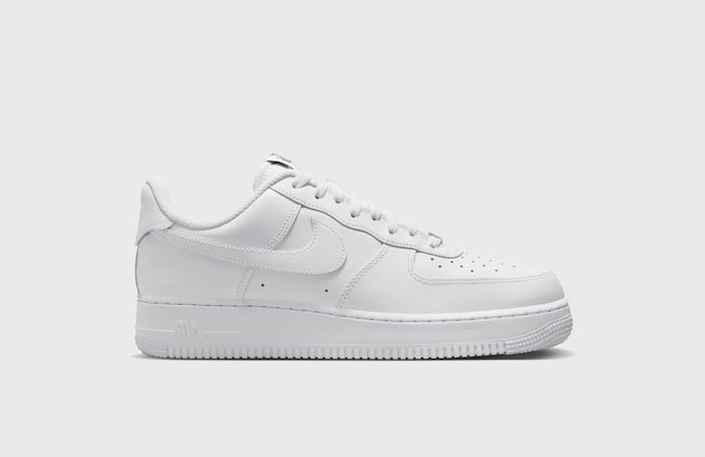 Nike Air Force 1 Low FlyEase "Triple White"