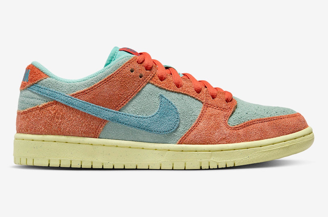 Nike SB Dunk Low "Noise Aqua"