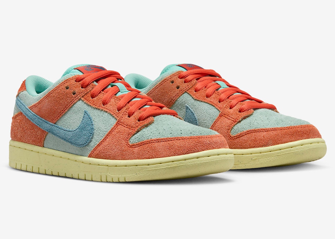 Nike SB Dunk Low "Noise Aqua"