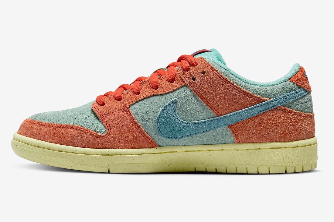 Nike SB Dunk Low "Noise Aqua"