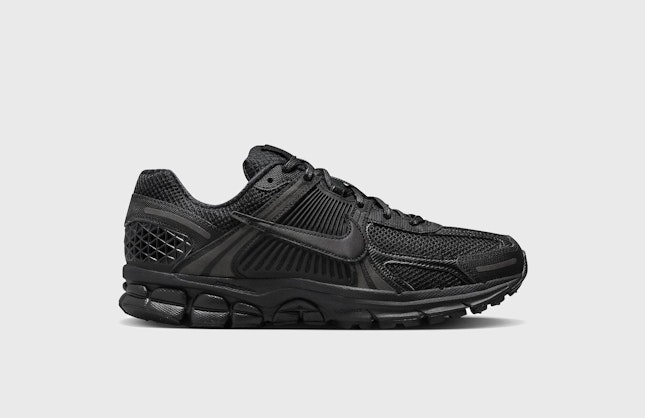 Nike Zoom Vomero 5 "Triple Black"