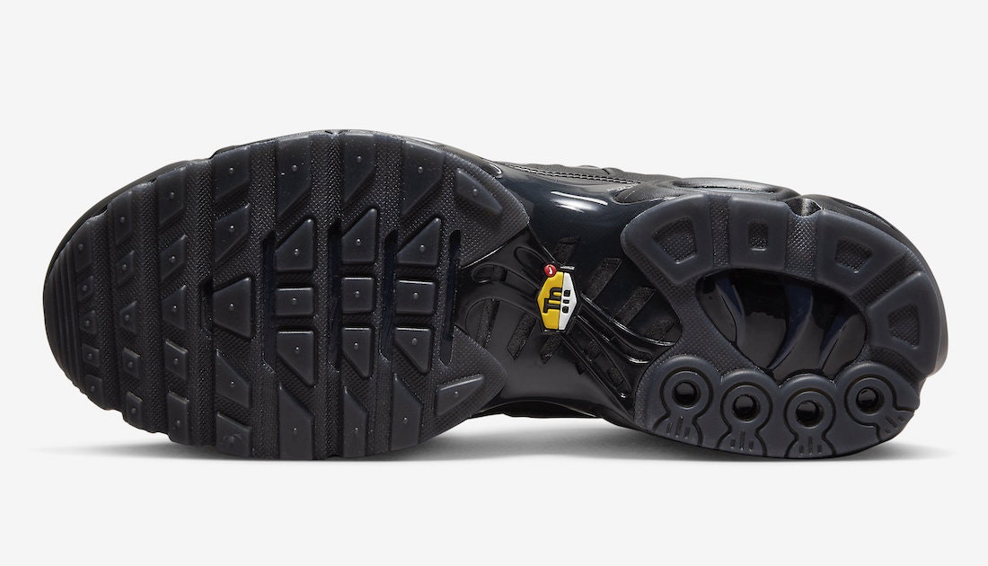 A Cold Wall x Nike Air Max Plus "Onyx"