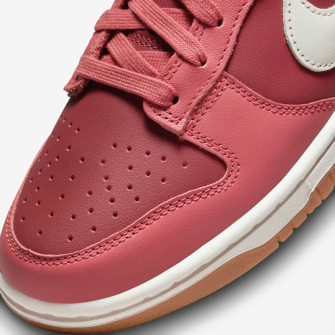 Nike Dunk Low "Desert Berry"