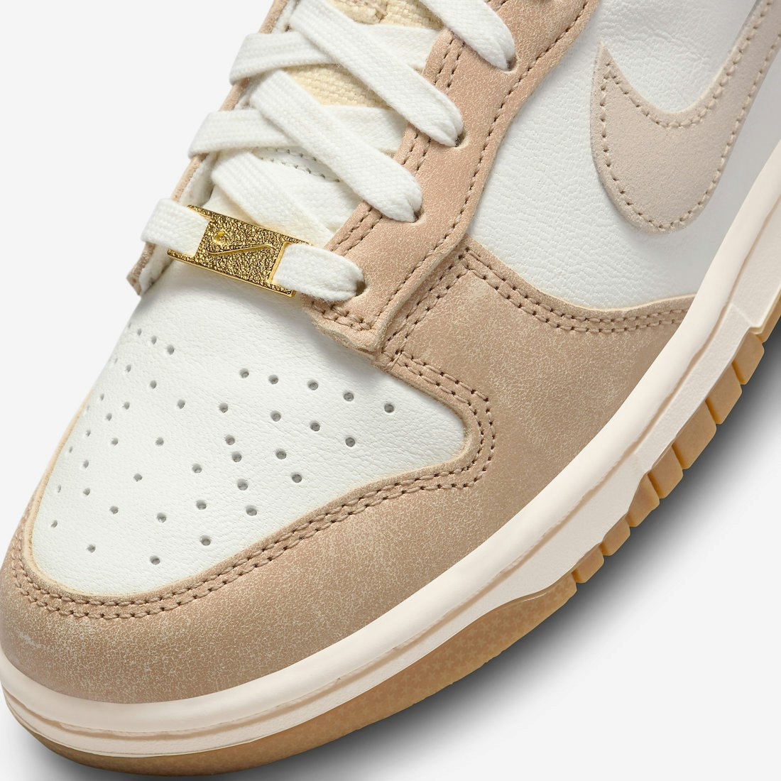 Nike Dunk Low "Australia"