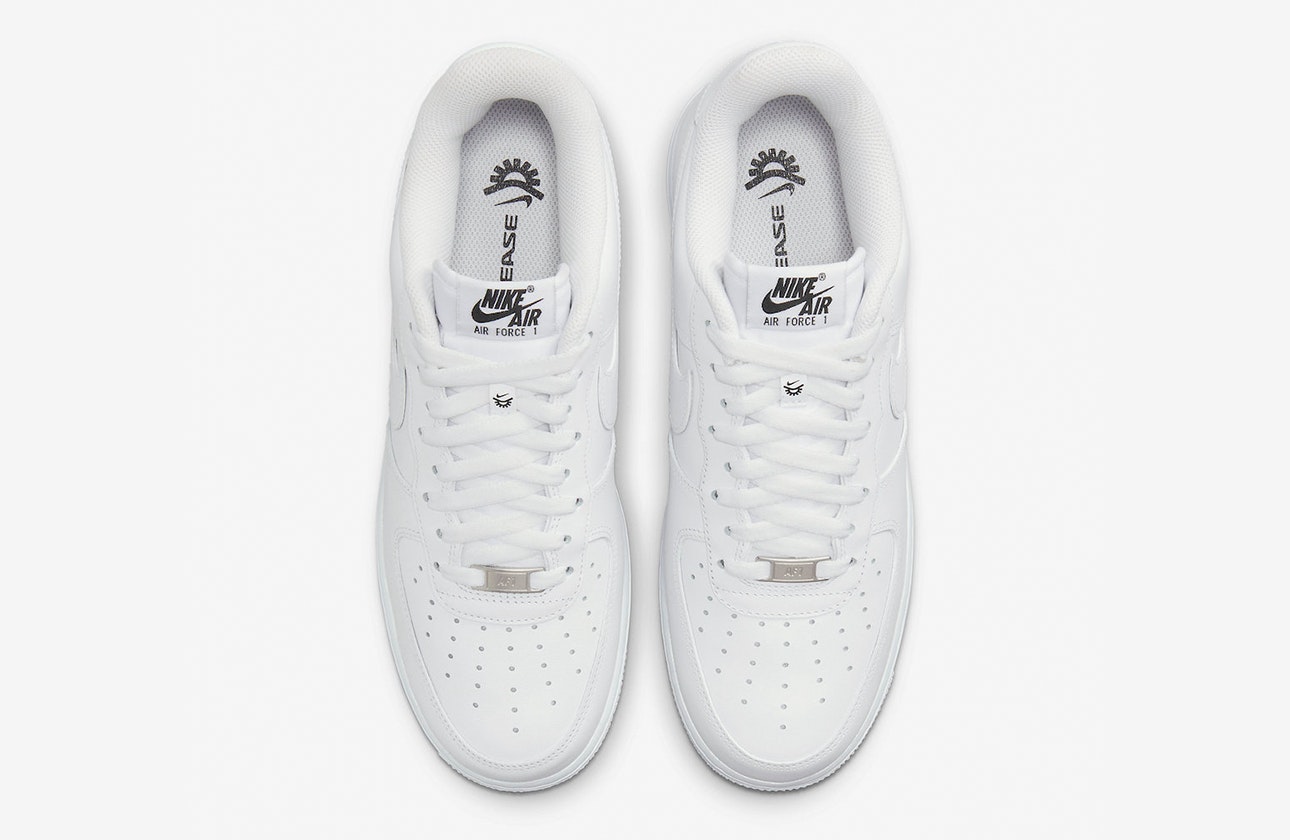 Nike Air Force 1 Low FlyEase "Triple White"
