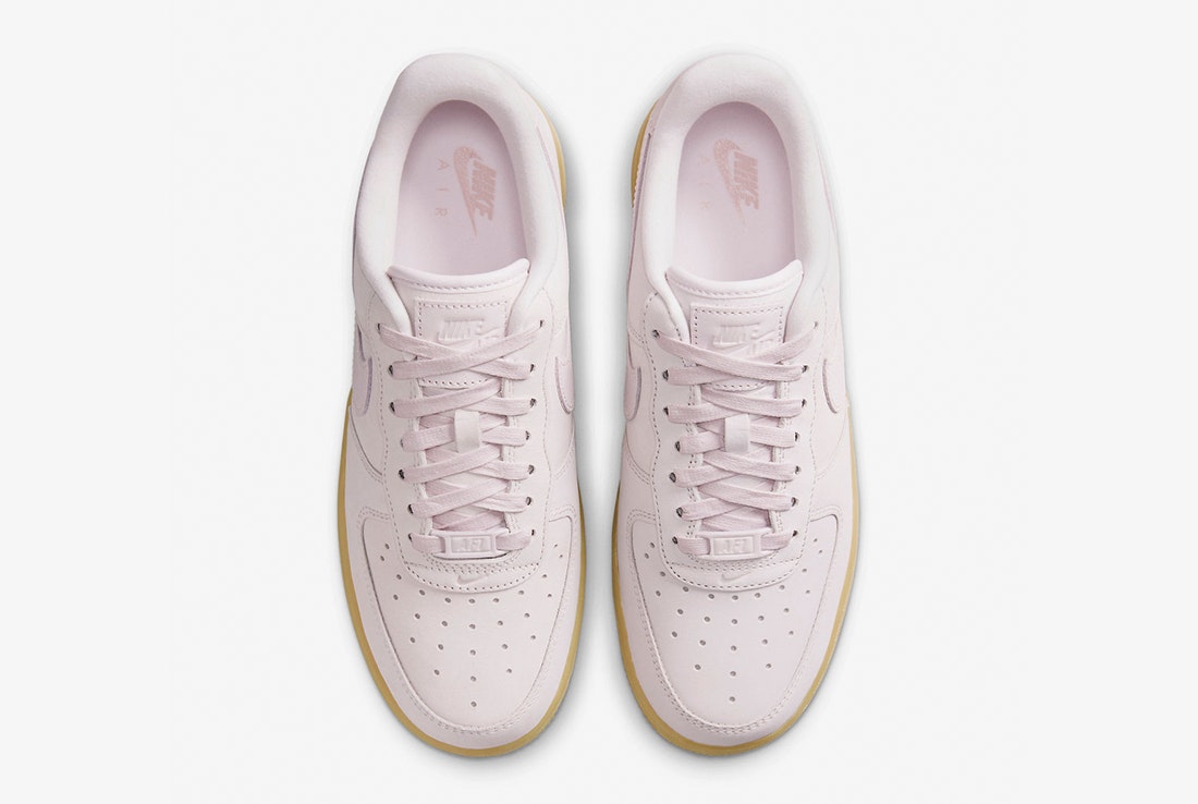 Nike Air Force 1 Low "Pearl Pink"