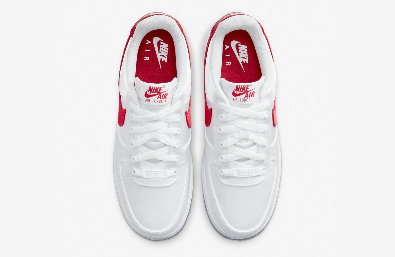 Nike Air Force 1 Low ESS SNKR "Satin White/Red"