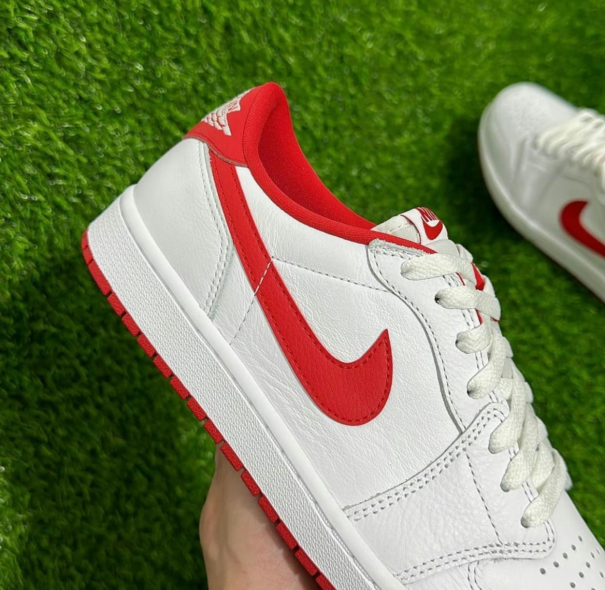 Air Jordan 1 Low OG “University Red”