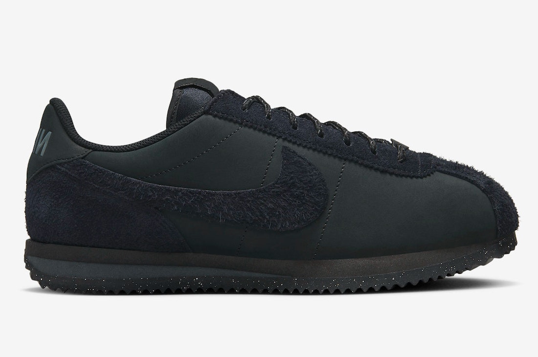 Nike Cortez PRM "Triple Black"