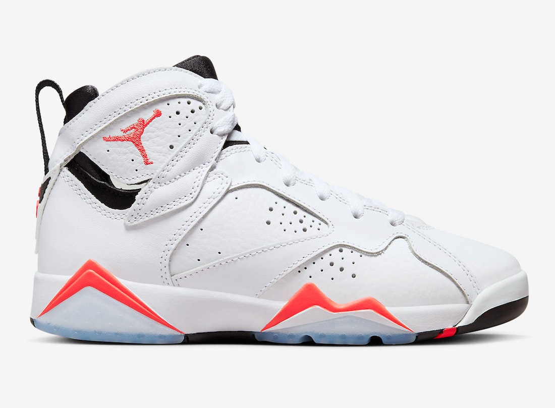 Air Jordan 7 "White Infrared"