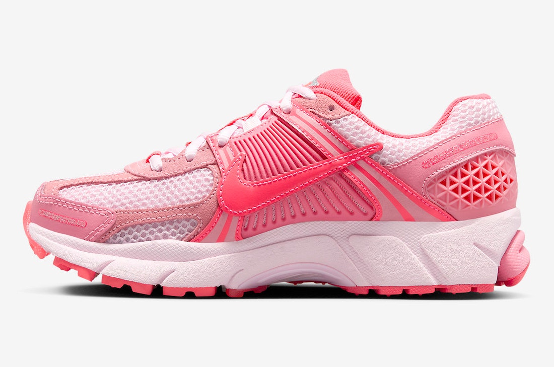 Nike Zoom Vomero 5 "Triple Pink"