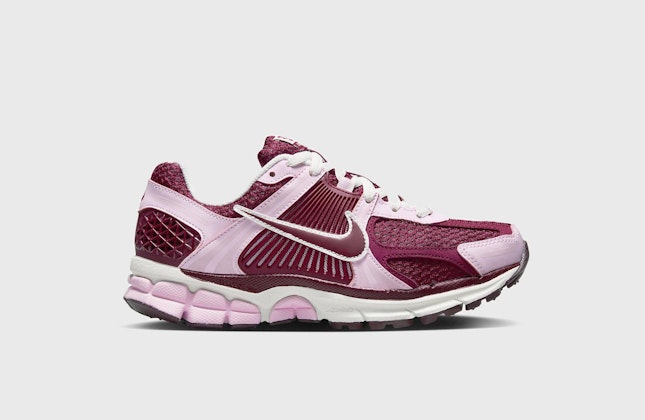 Nike Zoom Vomero 5 "Valentine’s Day" Nike Zoom Vomero 5 "Valentine’s Day"