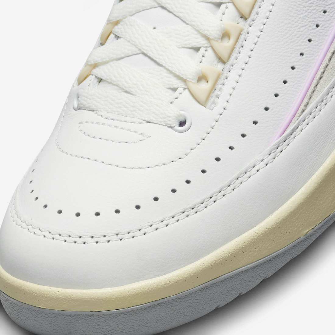 Air Jordan 2 Low "Look Up In The Air"
