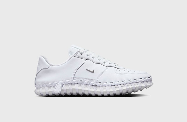 Jacquemus x Nike J Force 1 "Triple White" Jacquemus x Nike J Force 1 "Triple White"