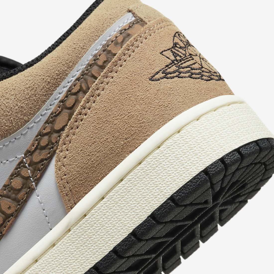 Air Jordan 1 Low SE "Brown Elephant"