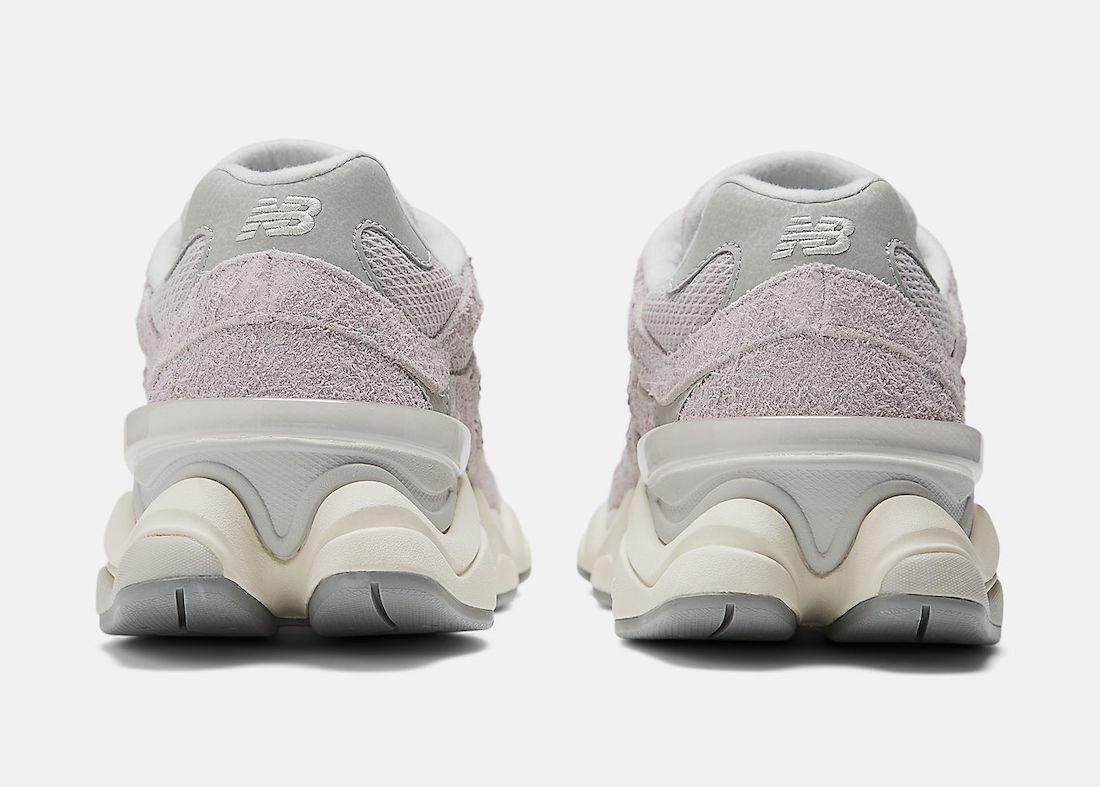 New Balance 9060 "December Sky"