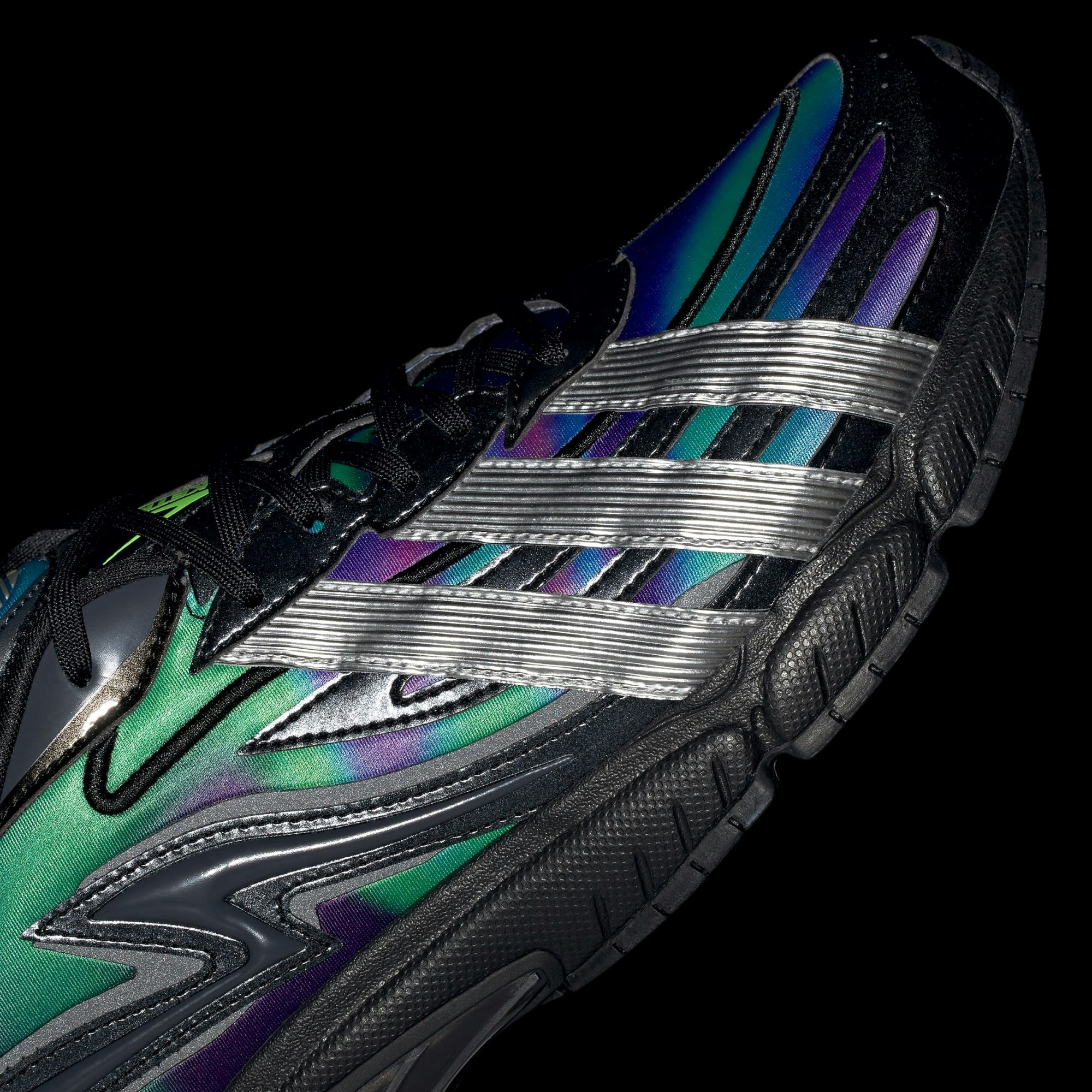 adidas Orketro "Solar Green"