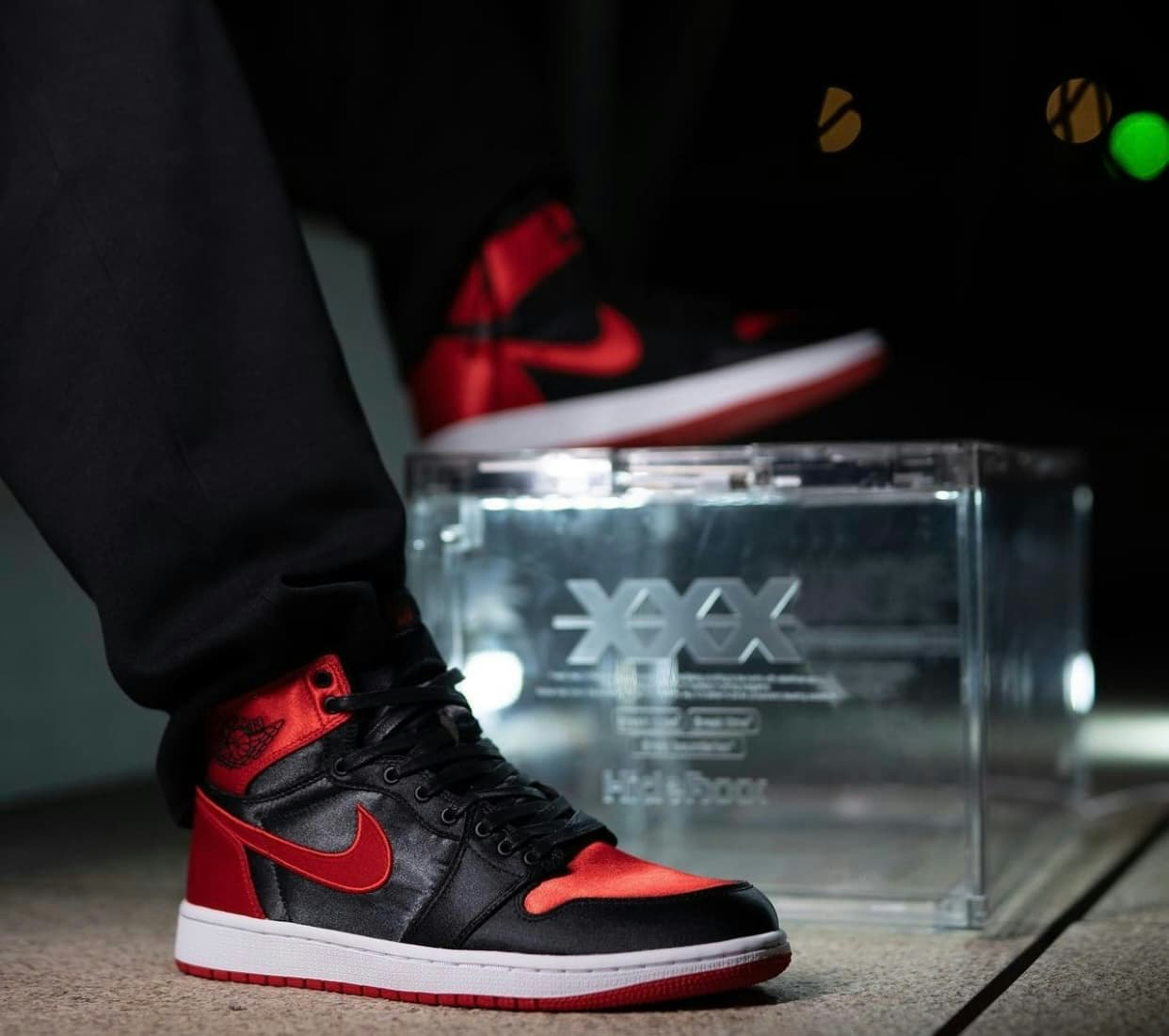 Air Jordan 1 High OG “Satin Bred”