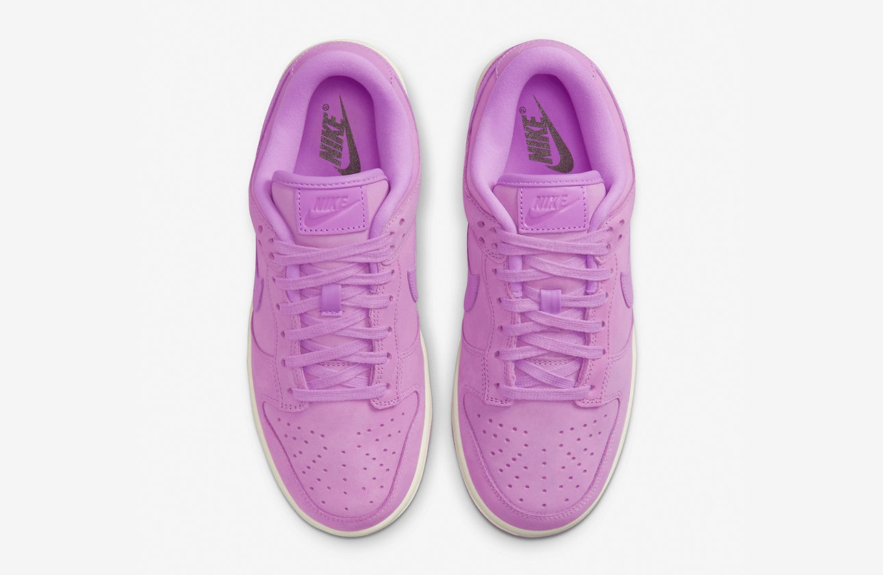 Nike Dunk Low "University Pink"