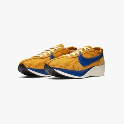 Nike Moon Racer QS "Yellow Ochre"