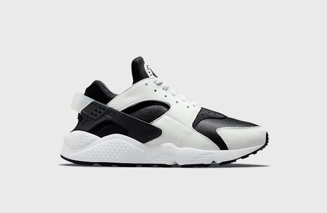 Nike Air Huarache OG "Orca"  Nike Air Huarache OG "Orca"