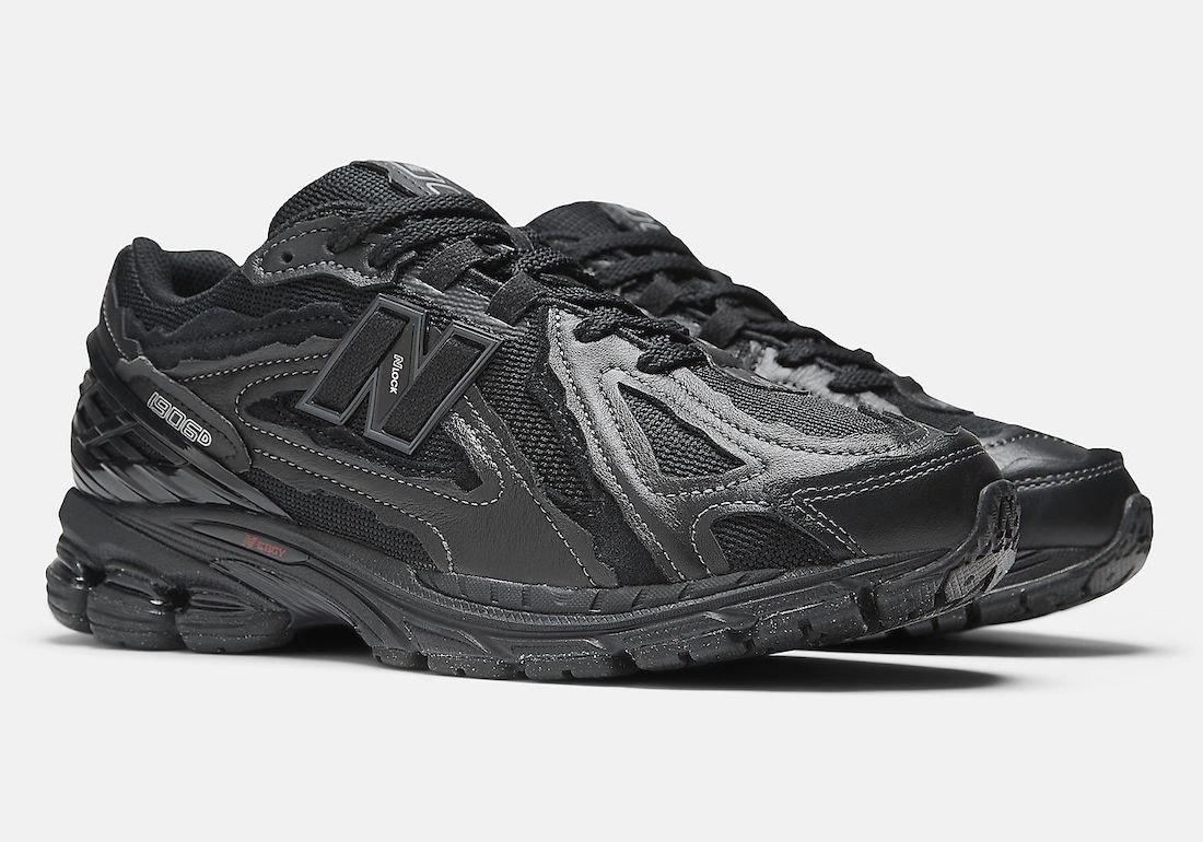 New Balance 1906R "Protection Pack" (Black)
