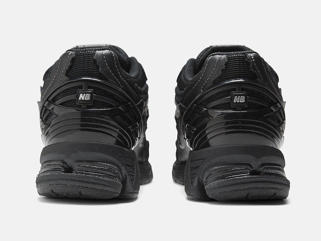 New Balance 1906R "Protection Pack" (Black)