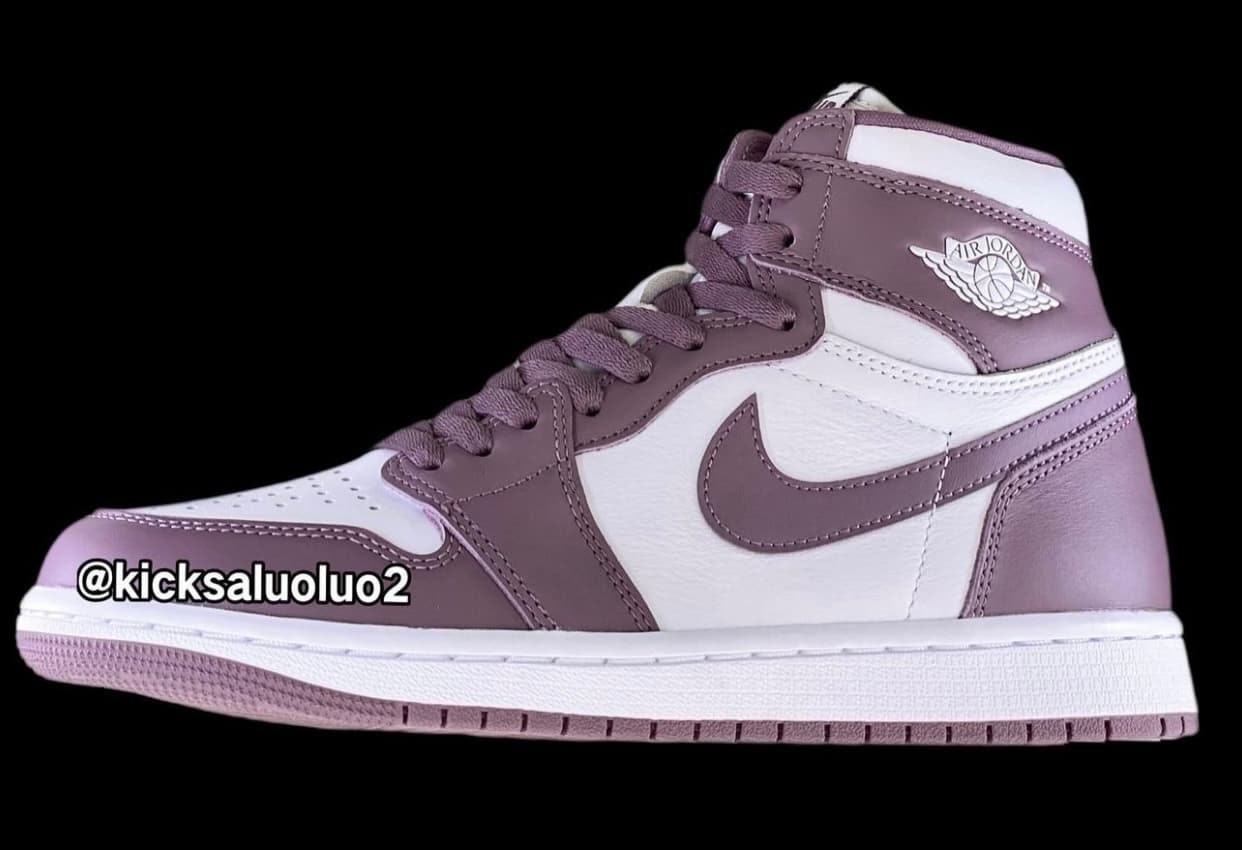 Air Jordan 1 High OG "Mauve"