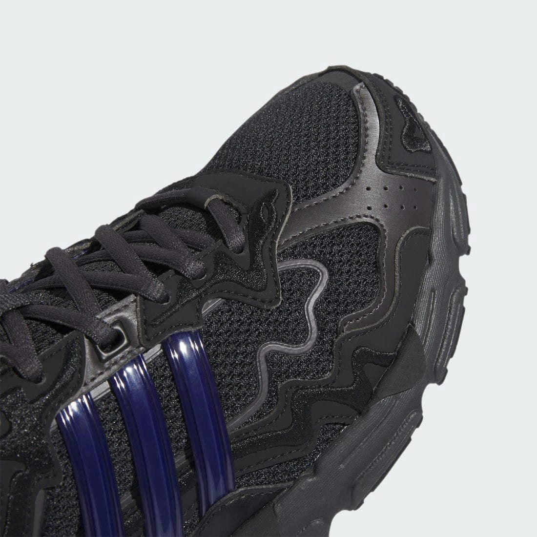 Bad Bunny x adidas Response CL "Black"