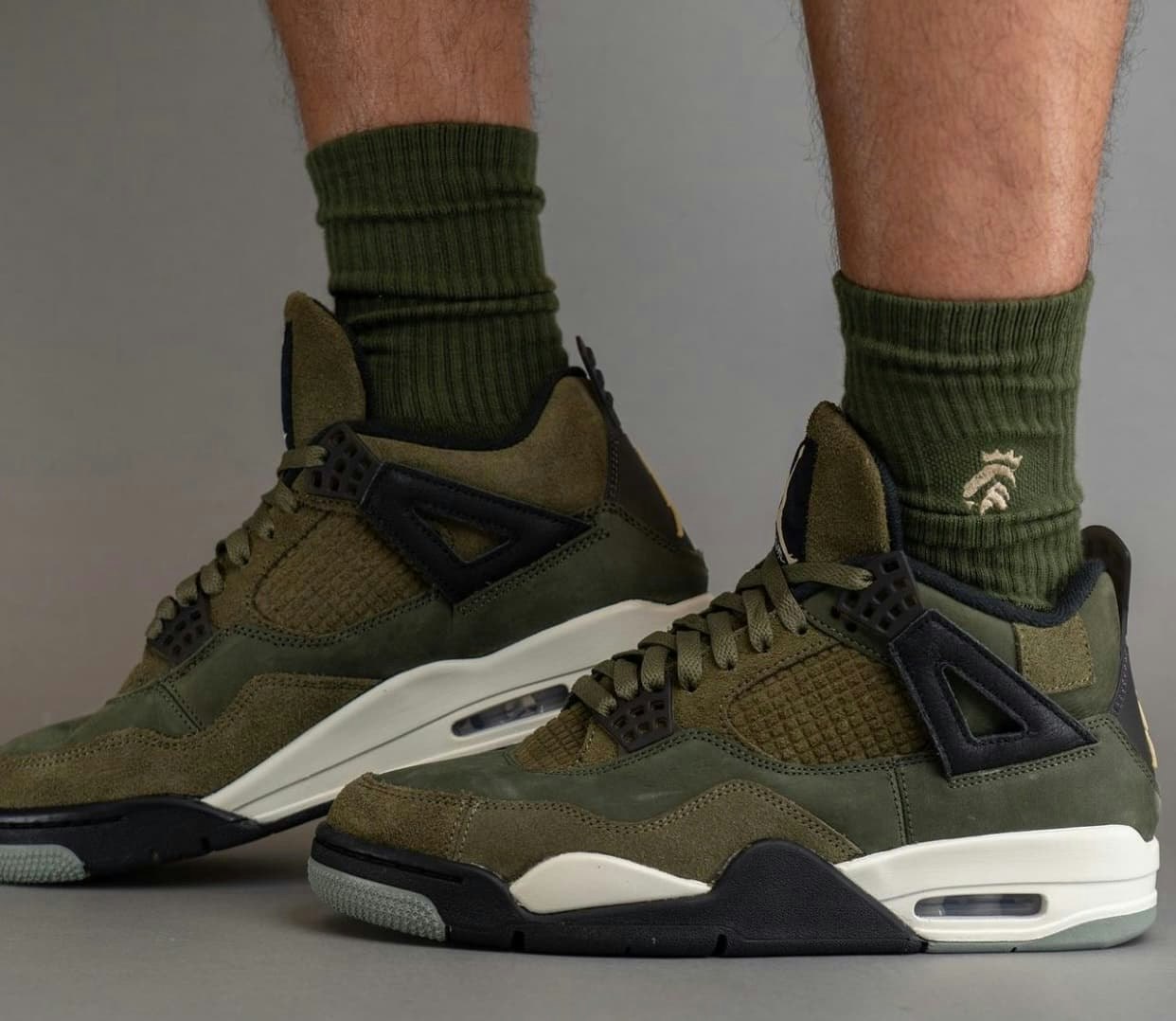 Air Jordan 4 SE Craft “Medium Olive”