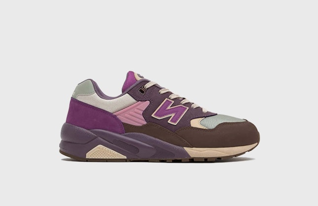 size? x New Balance 580 "Purple Plum"