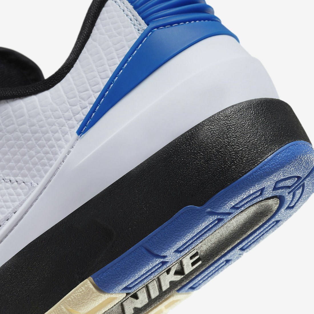 Air Jordan 2 Low "Varsity Royal"