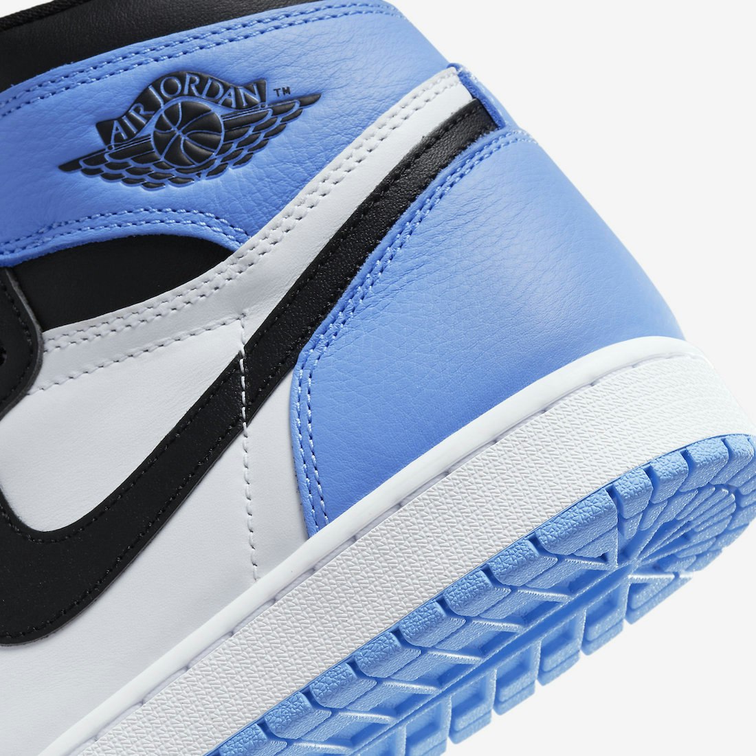 Air Jordan 1 High OG "UNC Toe"