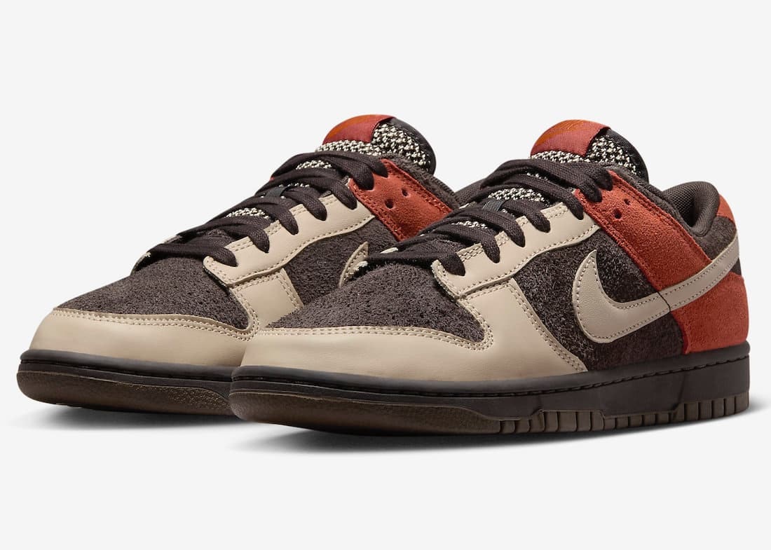 Nike Dunk Low "Red Panda"