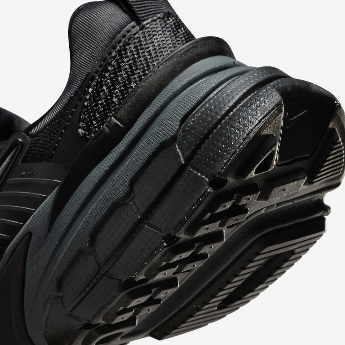 Nike Runtekk "Black"