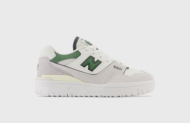 New Balance 550 "Sea Salt" (Nori Green)