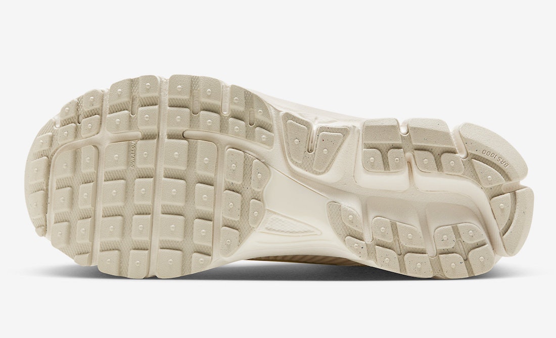 Nike Zoom Vomero 5 "Sail"