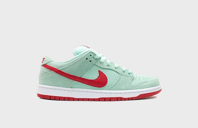 Nike SB Dunk Low "Medium Mint" 