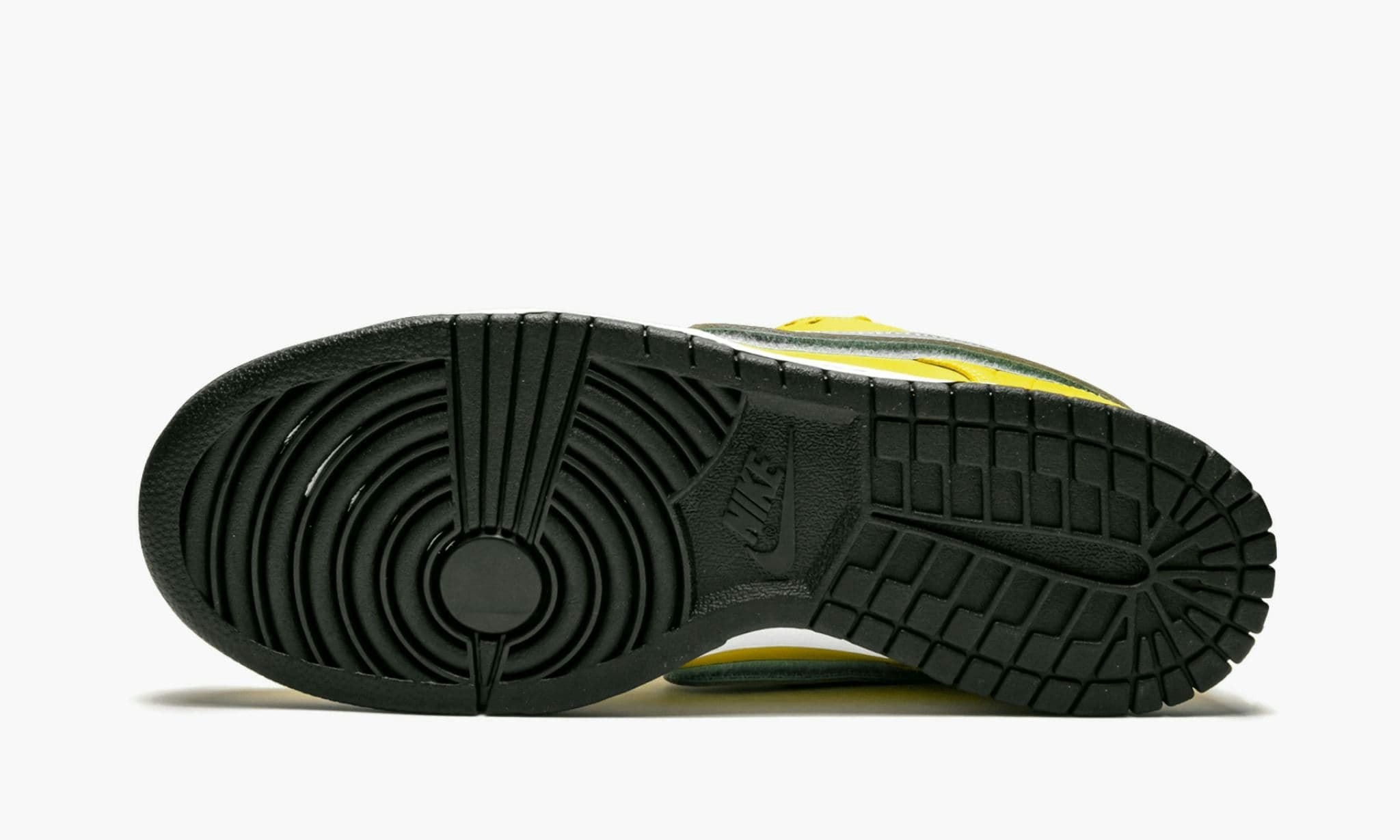 Diamond Supply Co. x Nike SB Dunk Low "Canary"