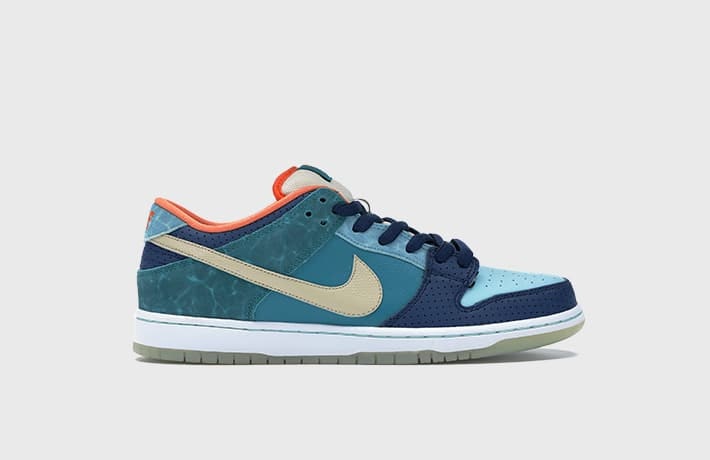 Mia Skateshop x Nike SB Dunk Low "Brave Blue"