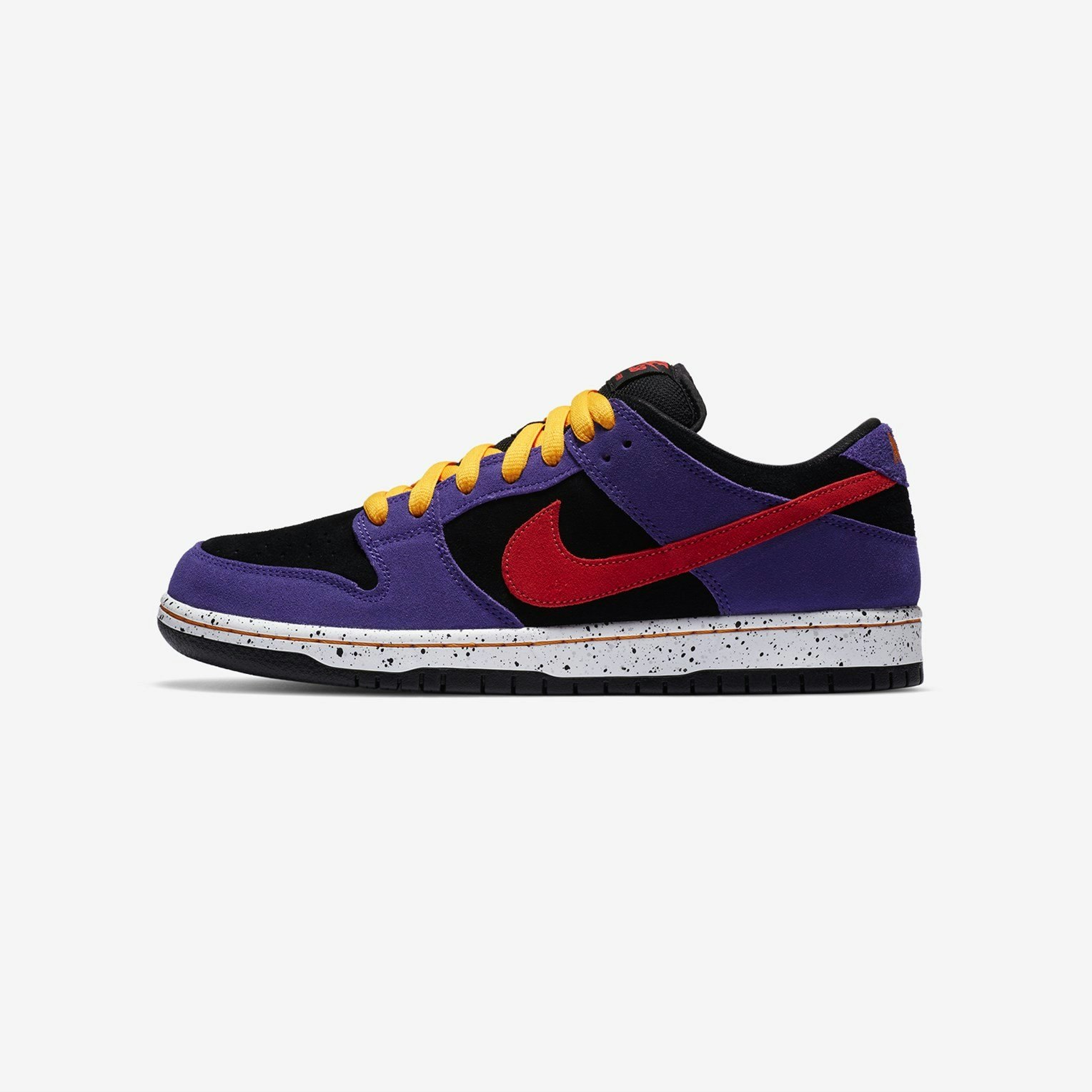 Nike SB Dunk Low "ACG Terra"