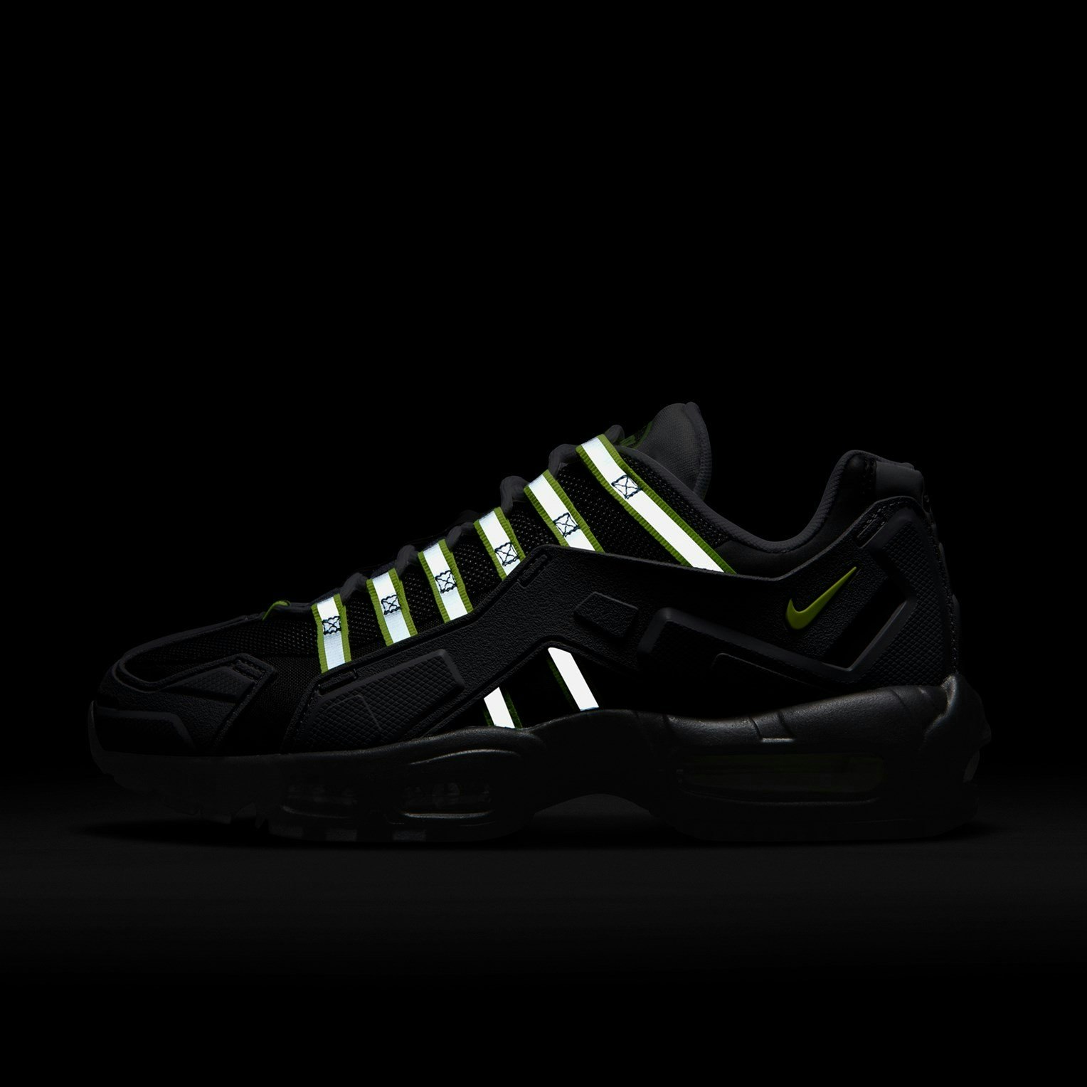 Nike Air Max 95 NDSTRKT "Neon"