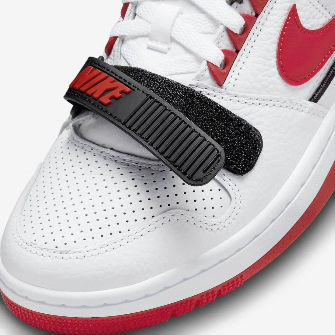 Nike Air Alpha Force 88 "Chicago"