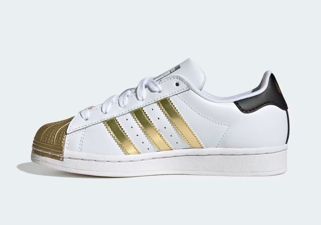 Yu-Gi-Oh! x adidas Superstar "Winged Dragon Of Ra"