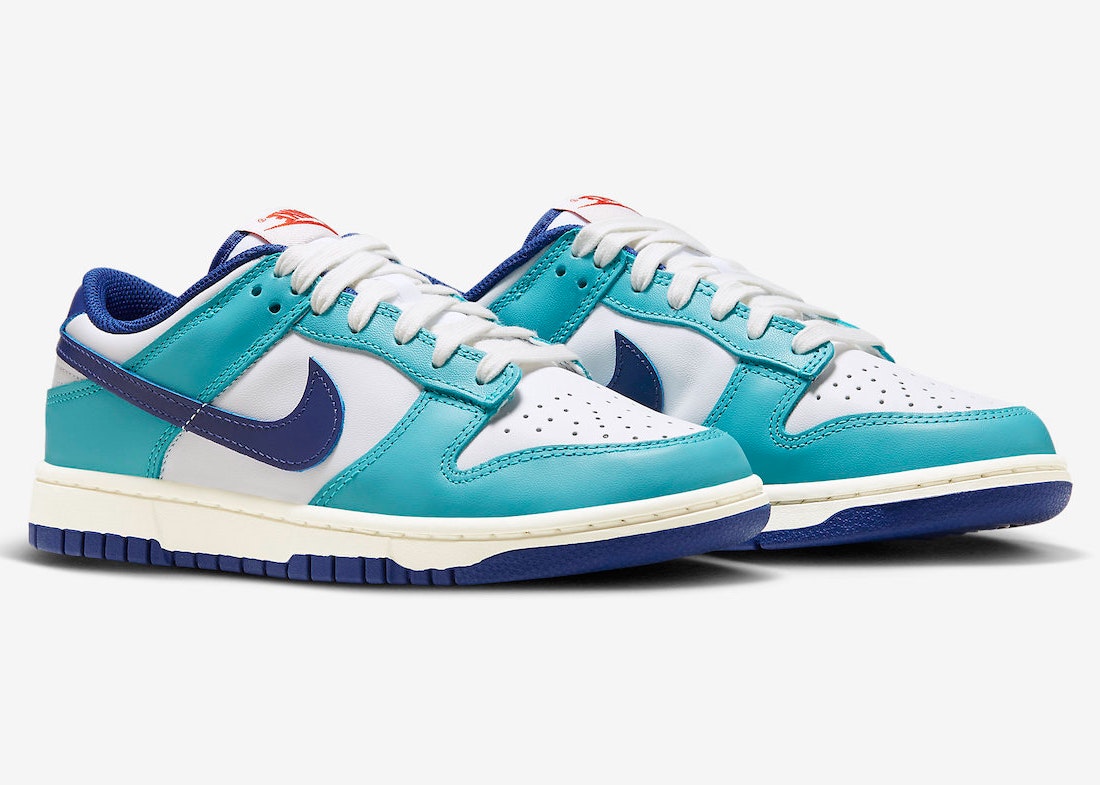 Nike Dunk Low "Nebula Blue"