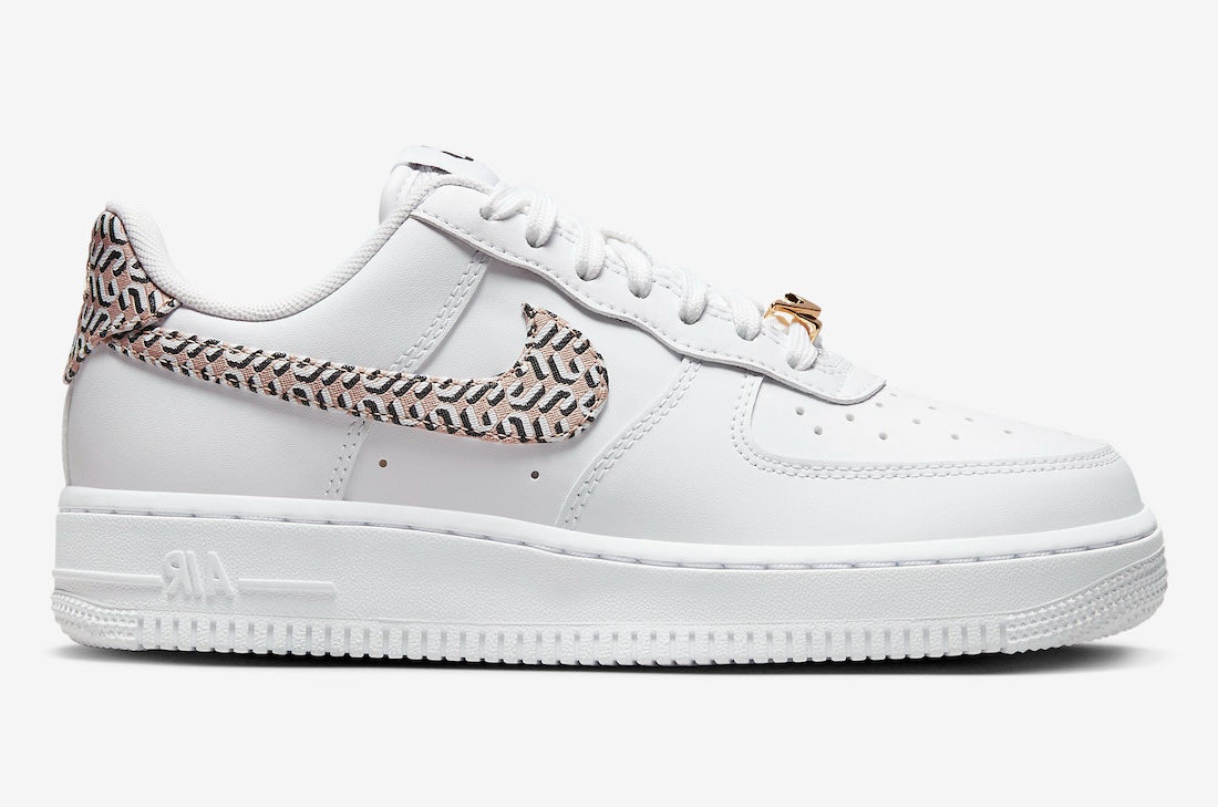 Nike Air Force 1 Low "United in Victory"