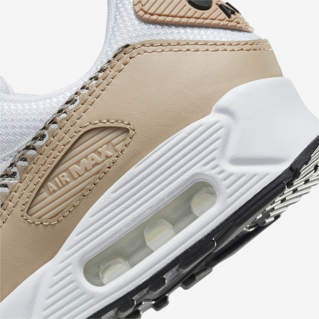 Nike Air Max 90 "United in Victory"